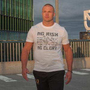 “NO RISK NO GLORY”